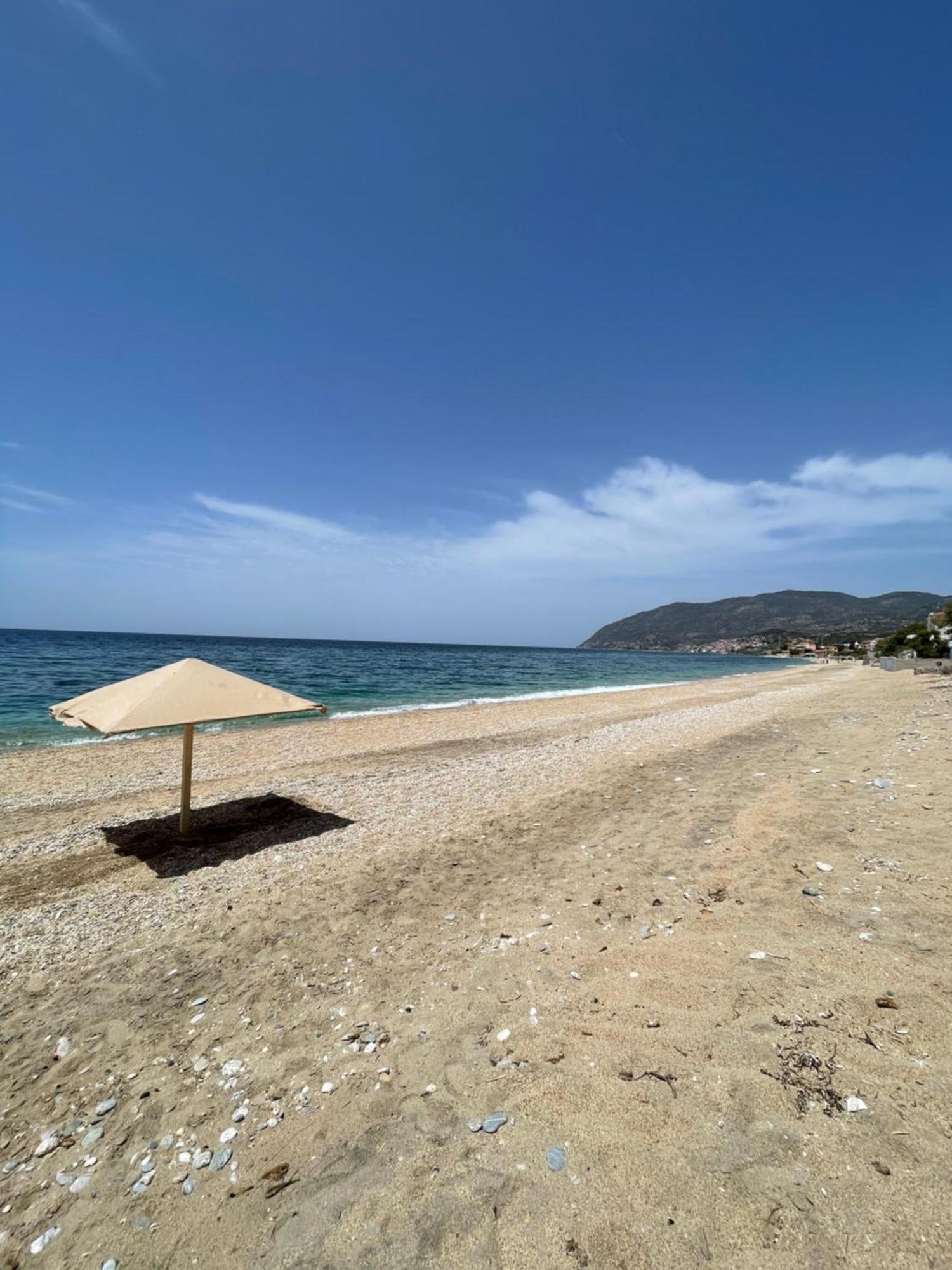 Beachfront Estate In Agios Isidoros Plomari Екстер'єр фото